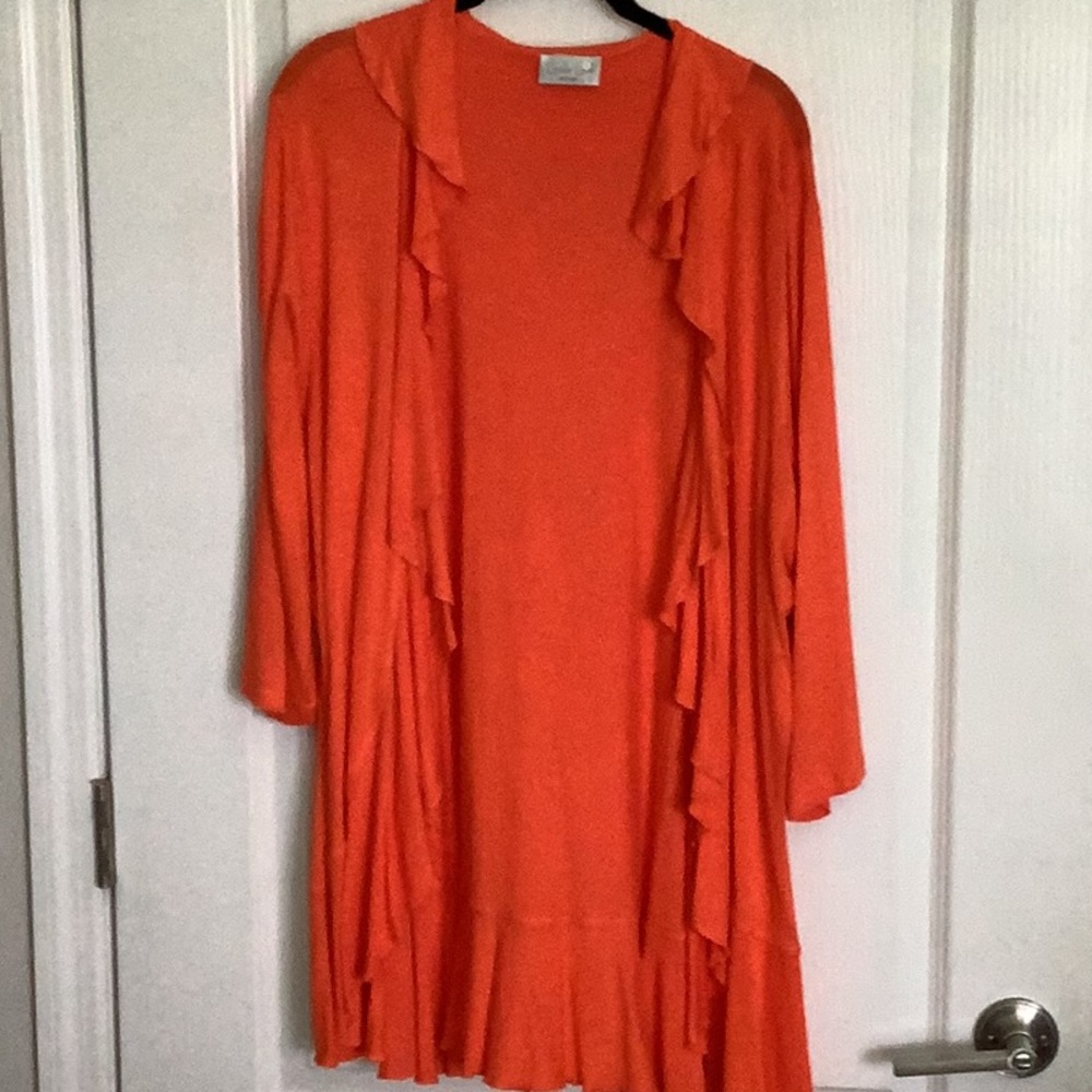Woman’s long sleeve light weight ruffled jacket